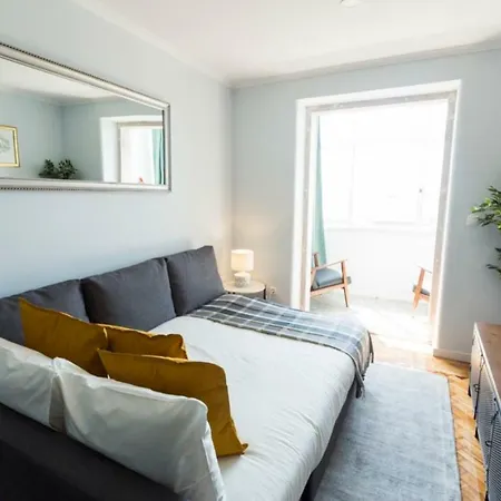 Apartment Ola - Lapa I Lissabon